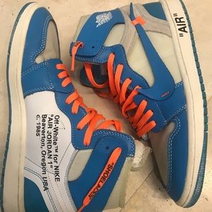 Nike Jordans off white UNC size 9.5
